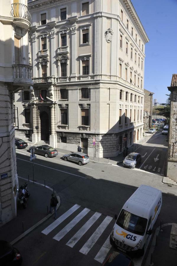Rijeka Center- Apartment Flumen المظهر الخارجي الصورة